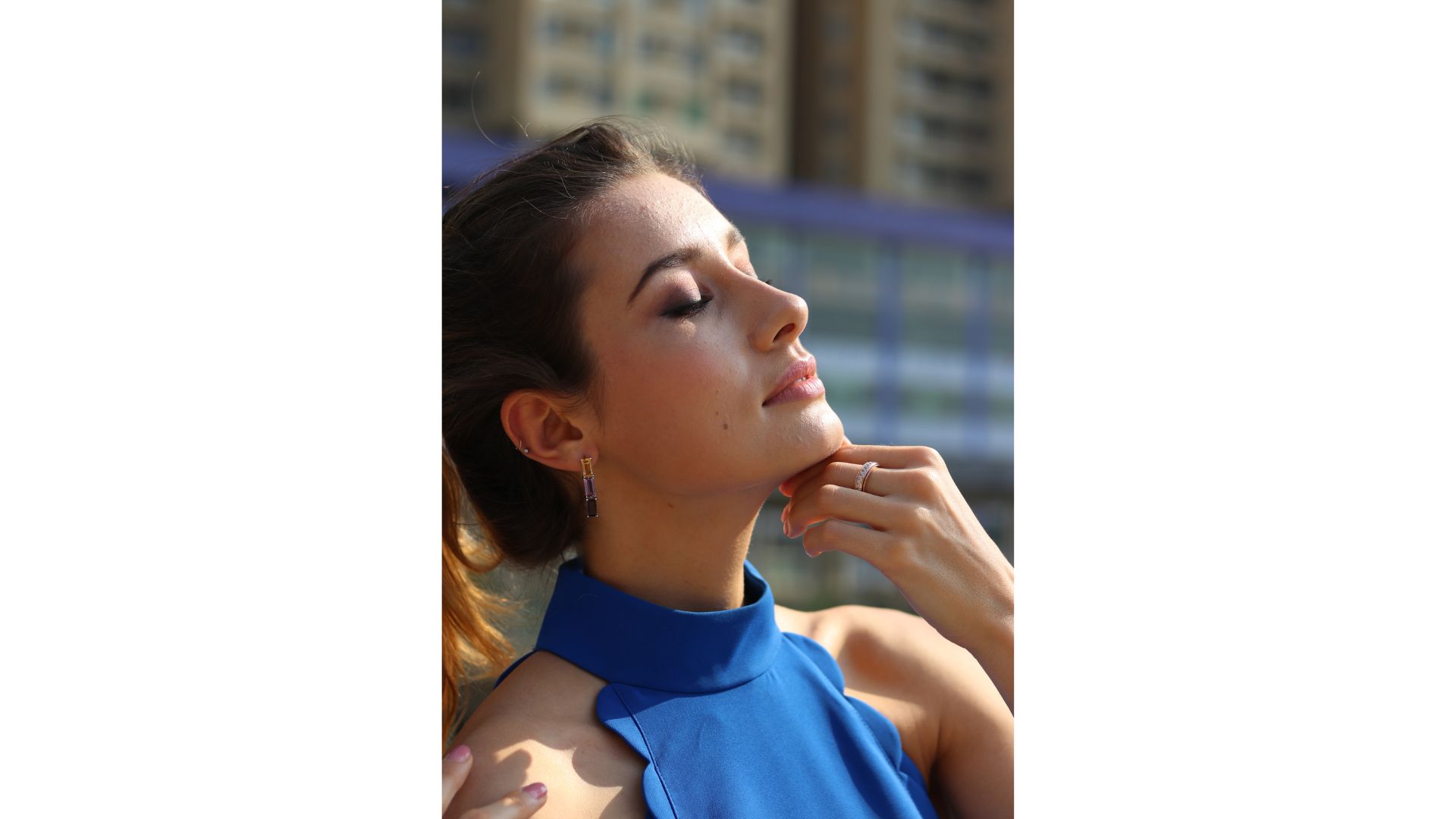 A person with her hand on her face

AI-generated content may be incorrect.