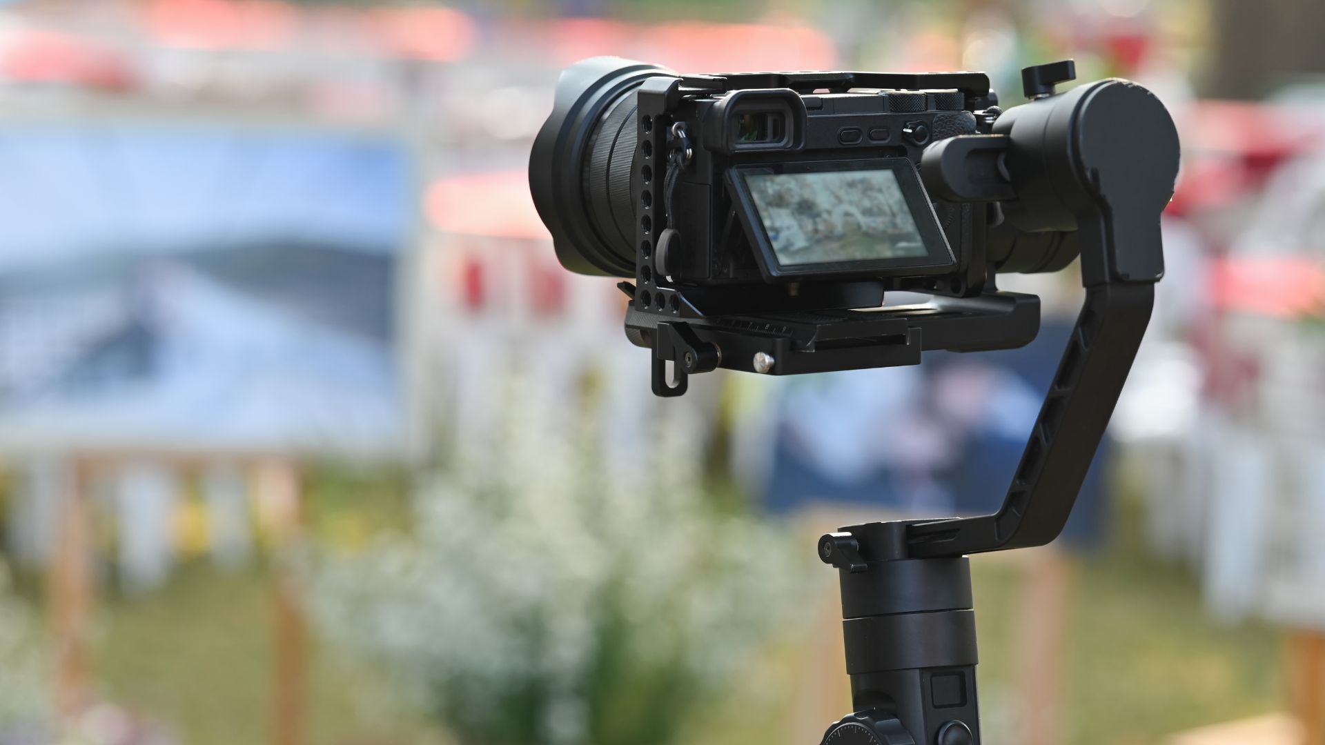 A camera on a tripodundefinedundefinedundefinedundefinedAI-generated content may be incorrect.